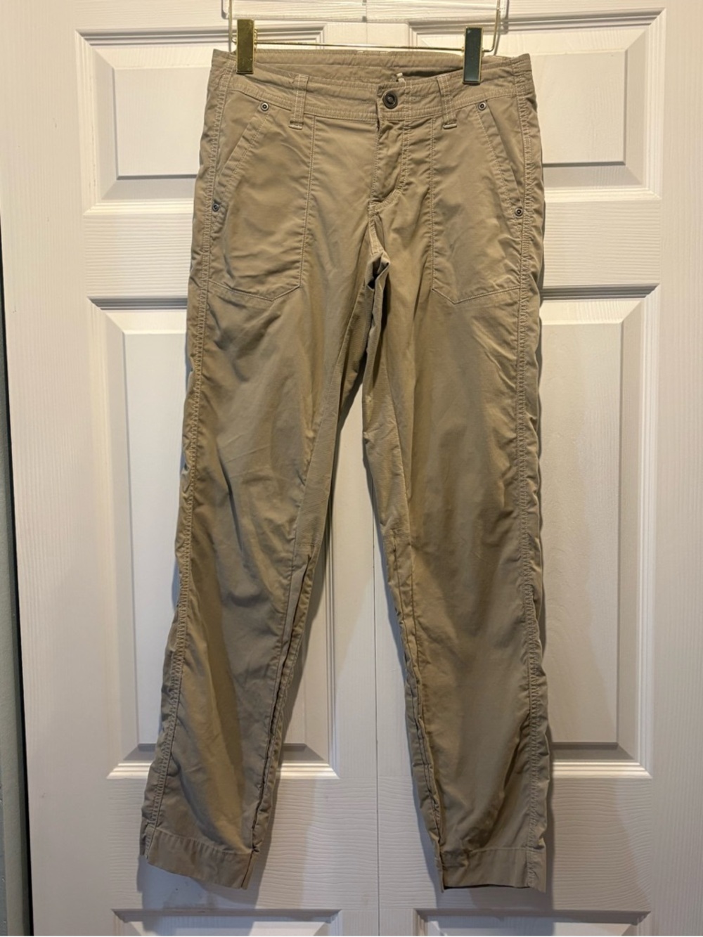 Kuhl women’s tan khaki pants cotton blend gorpcore pockets hiking casual sz 4